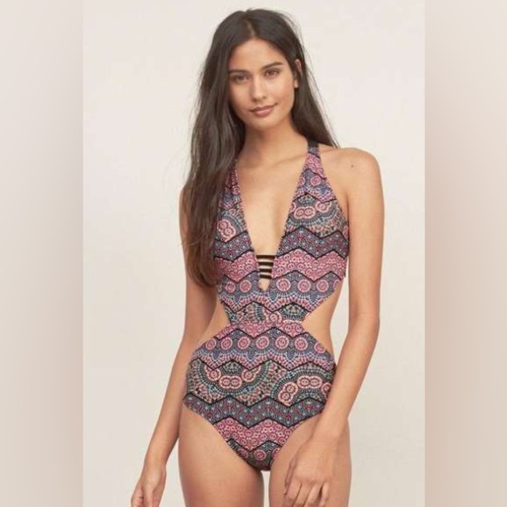 Abercrombie & Fitch Swimsuit One Piece Strappy Cut Out Monokini XS